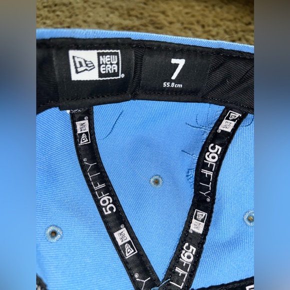 New Era 59FIFTY North Carolina Fitted Hat (Size 7) - Picture 3 of 3